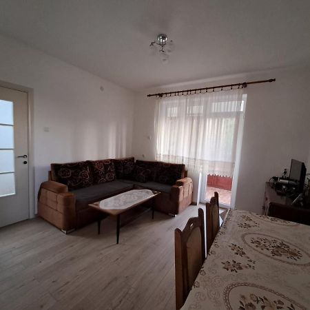זבליאק Apartman Crno Jezero מראה חיצוני תמונה